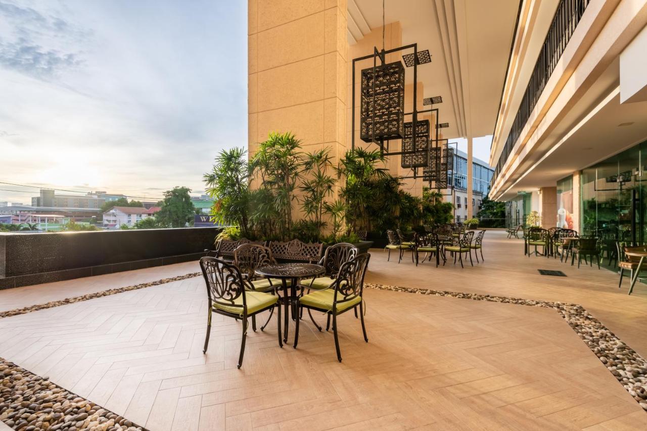 Rare Panoramic Sea, & Mountain Views - Xxl Balcony - Free Fast Wifi - Pool - Garden Tower 2317 Apartemen